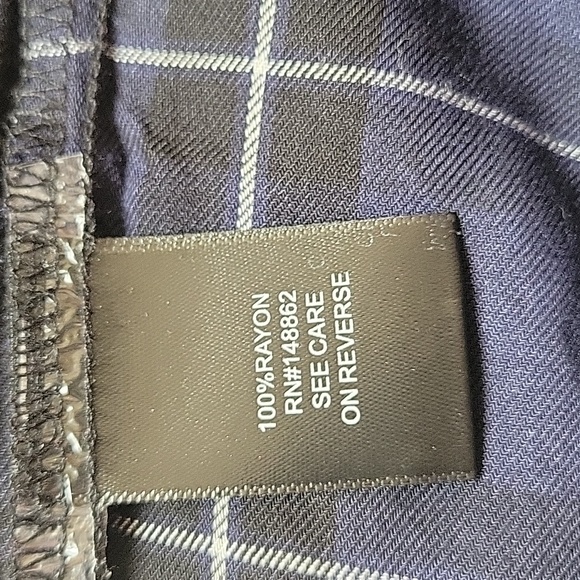 Torrid top NWOT - Picture 6 of 6